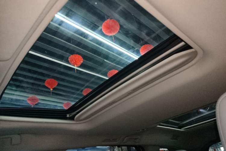 Used Toyota Granvia 2023 2.5L Hybrid Prestige PLUS Edition Headliner