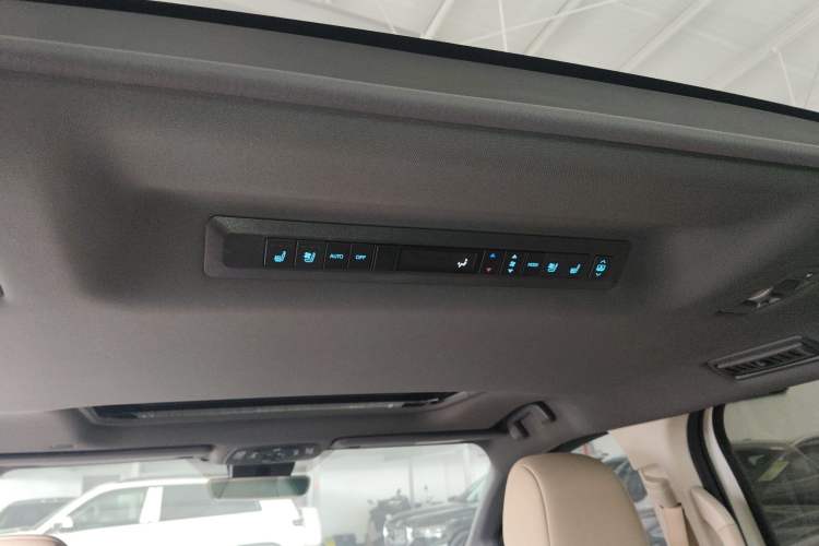 Used Toyota Granvia 2023 2.5L Hybrid Prestige PLUS Edition Headliner