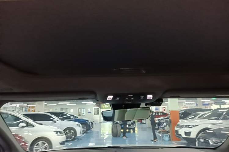 Used Toyota Granvia 2023 2.5L Hybrid Prestige PLUS Edition Headliner