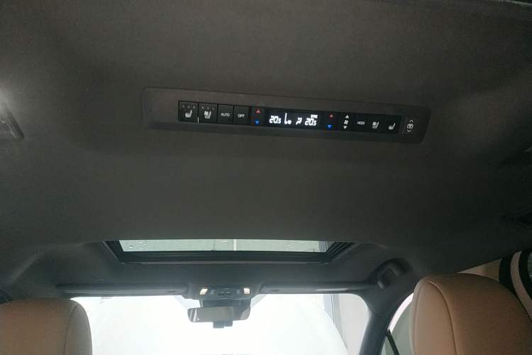 Used Toyota Granvia 2023 2.5L Hybrid Prestige VIP Edition Headliner