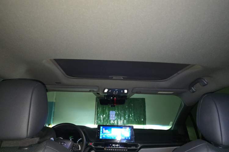 Used Toyota Granvia 2023 2.5L Hybrid Prestige VIP Edition Headliner