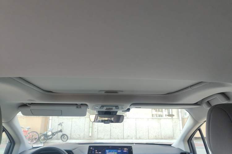 Used Toyota Granvia 2023 2.5L Hybrid Prestige PLUS Edition Headliner