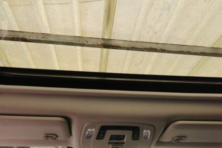 Used Toyota Granvia 2023 2.5L Hybrid Comfort Edition Headliner