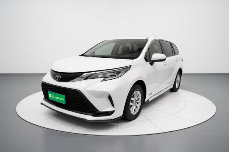 Toyota Granvia 2023 2.5L Hybrid Comfort Edition