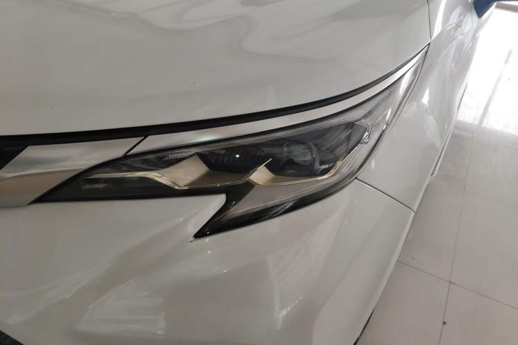 Used Toyota Granvia 2023 2.5L Hybrid Prestige PLUS Edition Left Front Headlight