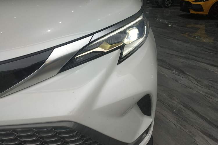 Used Toyota Granvia 2023 2.5L Hybrid Prestige VIP Edition Left Front Headlight