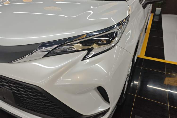 Used Toyota Granvia 2023 2.5L Hybrid Comfort Edition Left Front Headlight