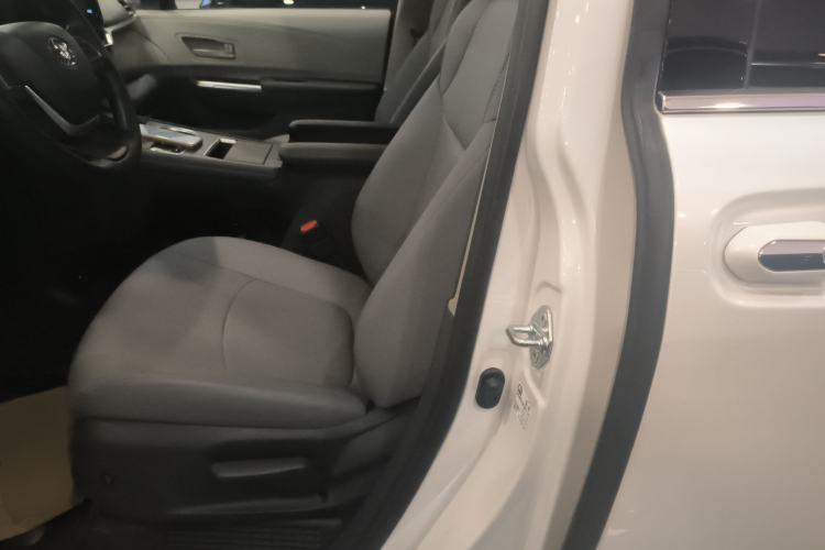 Used Toyota Granvia 2023 2.5L Hybrid Luxury Edition Left Front Seat