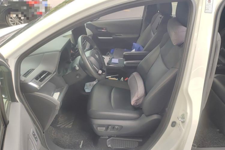 Used Toyota Granvia 2023 2.5L Hybrid Flagship VIP Edition Left Front Seat