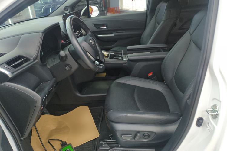 Used Toyota Granvia 2023 2.5L Hybrid Flagship VIP Edition Left Front Seat