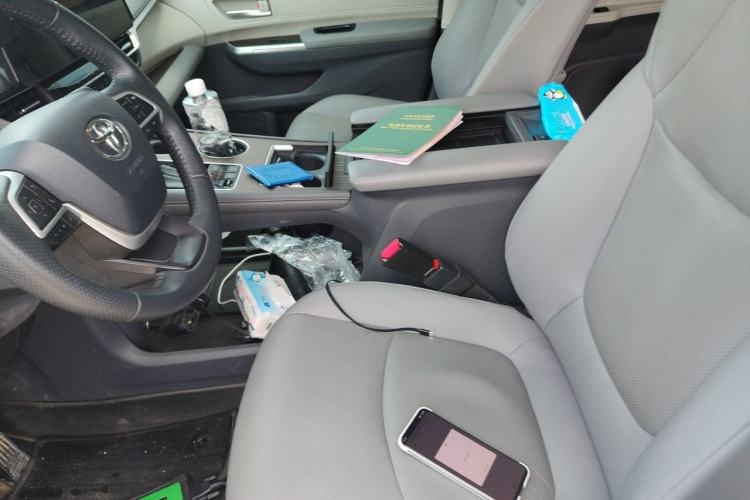 Used Toyota Granvia 2023 2.5L Hybrid Prestige PLUS Edition Left Front Seat