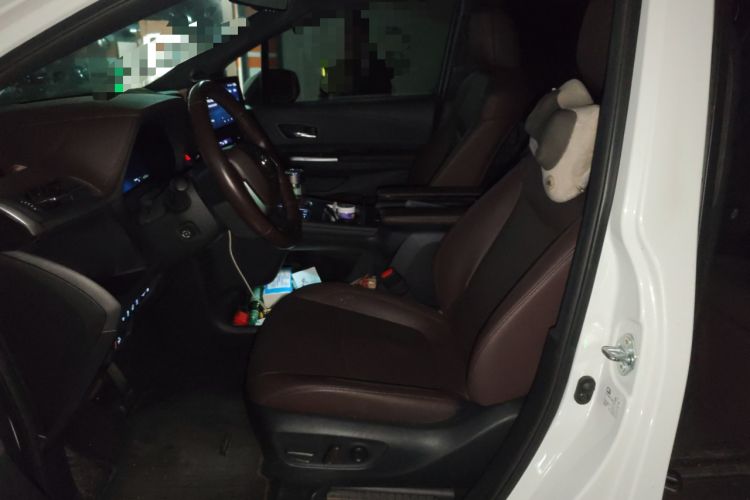 Used Toyota Granvia 2023 2.5L Hybrid Flagship VIP Edition Left Front Seat