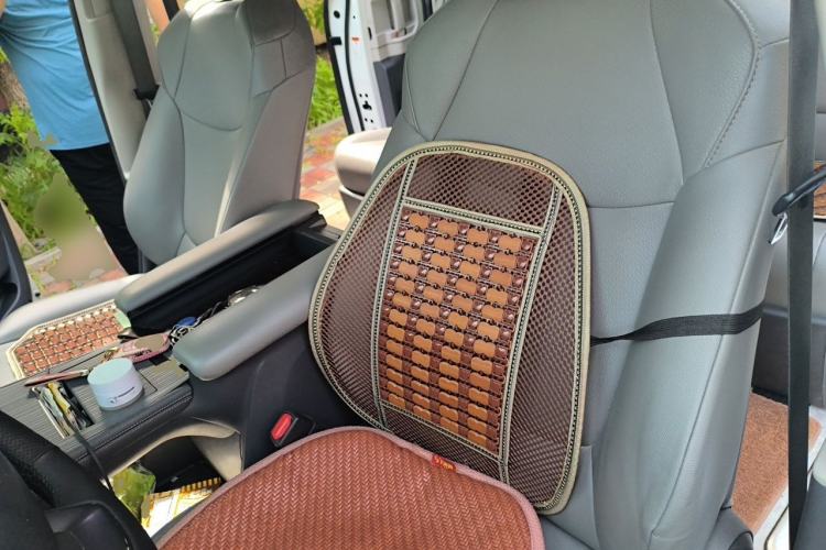 Used Toyota Granvia 2023 2.5L Hybrid Comfort Edition Left Front Seat