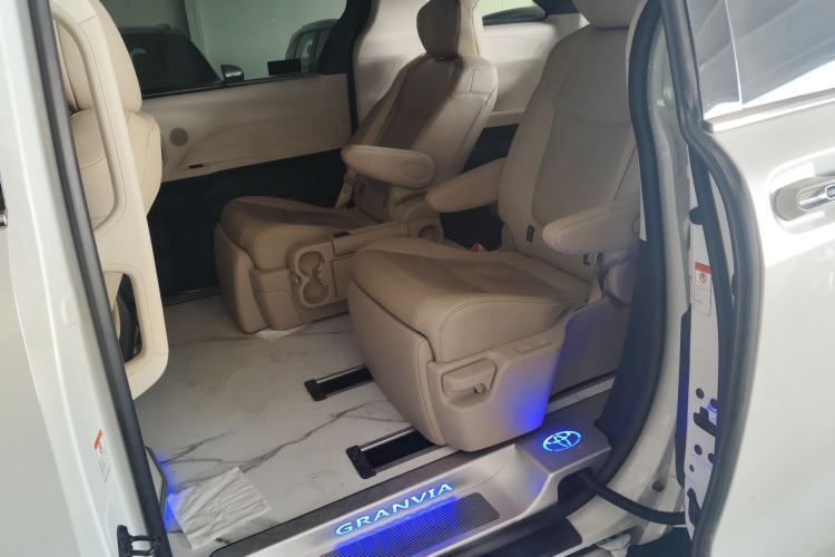 Used Toyota Granvia 2023 2.5L Hybrid Prestige PLUS Edition Left Rear Seat