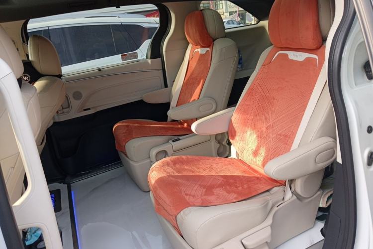 Used Toyota Granvia 2023 2.5L Hybrid Prestige PLUS Edition Left Rear Seat