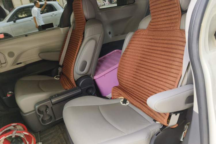 Used Toyota Granvia 2023 2.5L Hybrid Prestige PLUS Edition Left Rear Seat