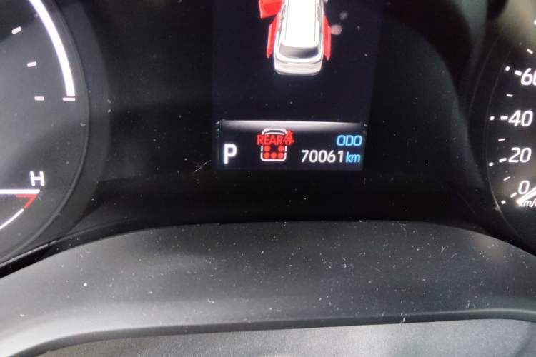 Used Toyota Granvia 2023 2.5L Hybrid Prestige PLUS Edition Odometer Close Up