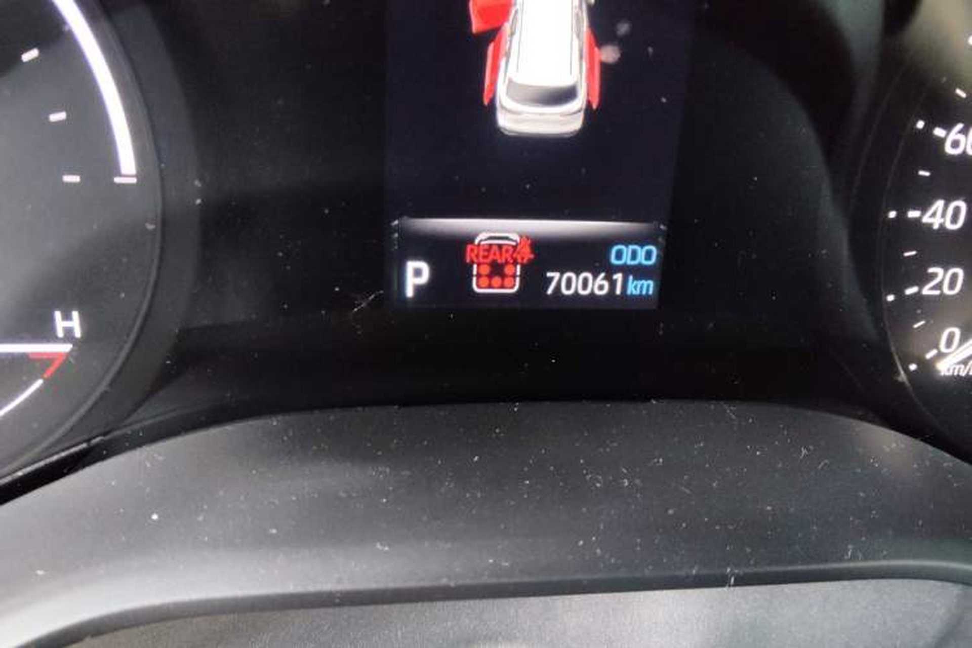 Used Toyota Granvia 2023 2.5L Hybrid Prestige PLUS Edition Odometer Close Up