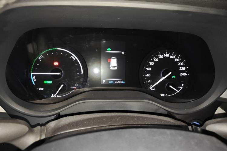 Used Toyota Granvia 2023 2.5L Hybrid Luxury Edition Odometer Close Up