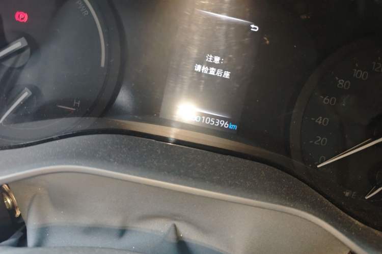 Used Toyota Granvia 2023 2.5L Hybrid Comfort Edition Odometer Close Up