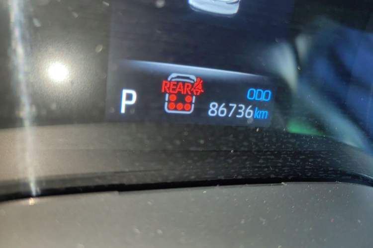 Used Toyota Granvia 2023 2.5L Hybrid Comfort Edition Odometer Close Up