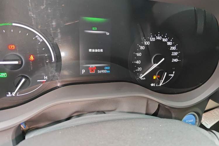 Used Toyota Granvia 2023 2.5L Hybrid Comfort Edition Odometer Close Up