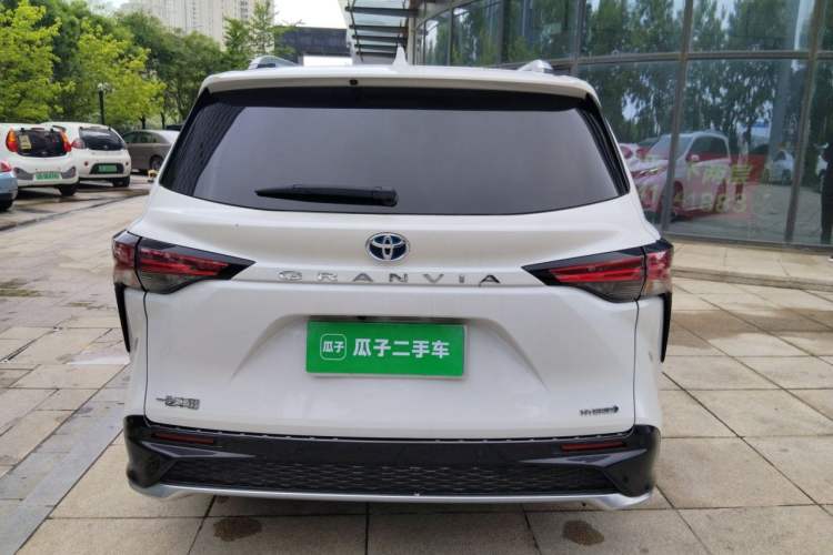 Used Toyota Granvia 2023 2.5L Hybrid Prestige PLUS Edition Rear