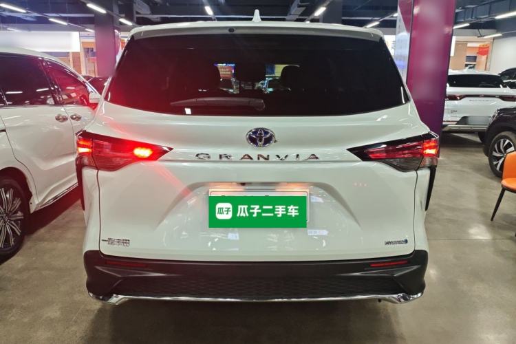 Used Toyota Granvia 2023 2.5L Hybrid Comfort Edition Rear