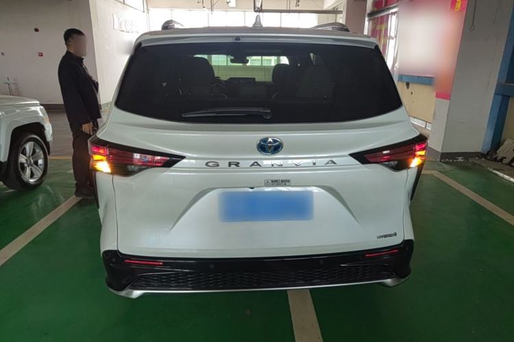 Used Toyota Granvia 2023 2.5L Hybrid Prestige PLUS Edition Rear