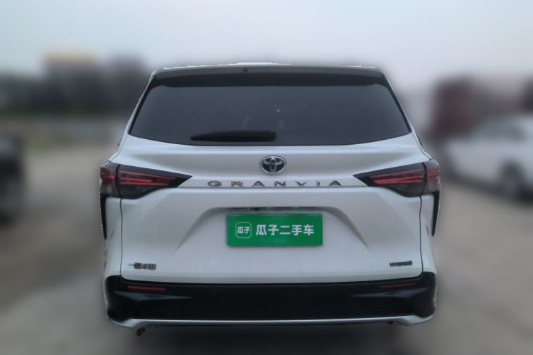 Used Toyota Granvia 2023 2.5L Hybrid Luxury Edition Rear