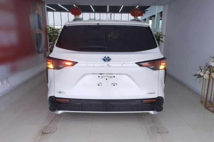 Used Toyota Granvia 2023 2.5L Hybrid Prestige PLUS Edition Rear