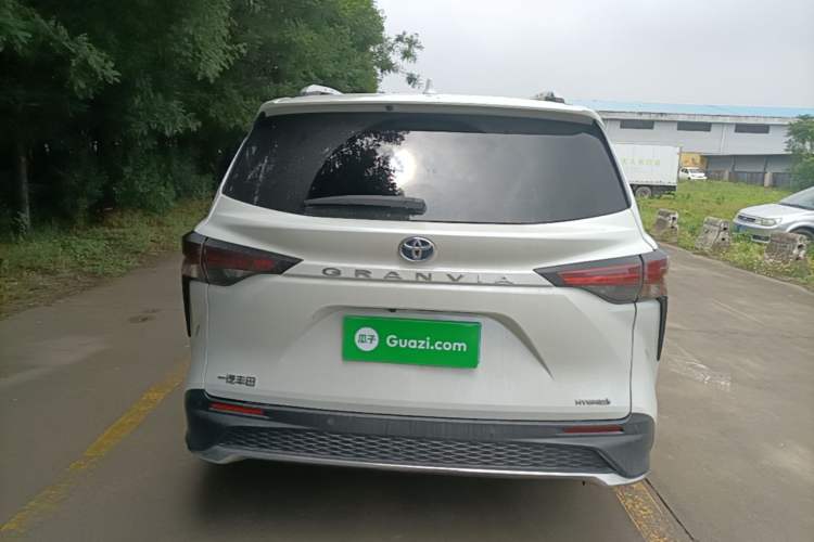 Used Toyota Granvia 2023 2.5L Hybrid Comfort Edition Rear