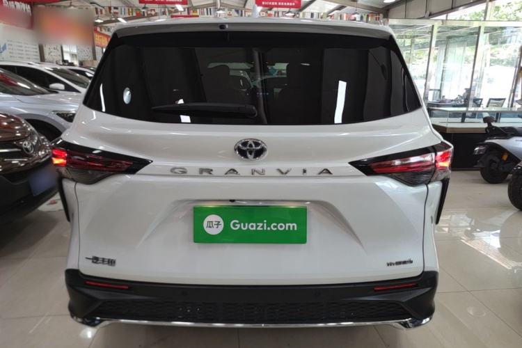 Used Toyota Granvia 2023 2.5L Hybrid Comfort Edition Rear