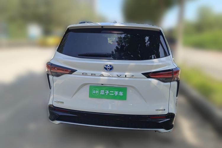 Used Toyota Granvia 2023 2.5L Hybrid Prestige PLUS Edition Rear