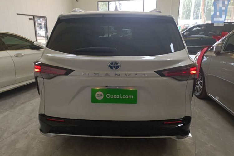 Used Toyota Granvia 2023 2.5L Hybrid Prestige PLUS Edition Rear