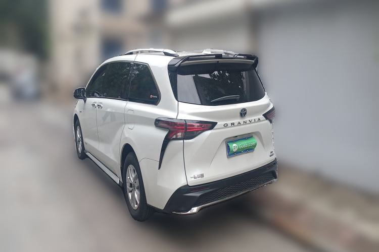 Used Toyota Granvia 2023 2.5L Hybrid Comfort Edition Rear Left 45 Deg