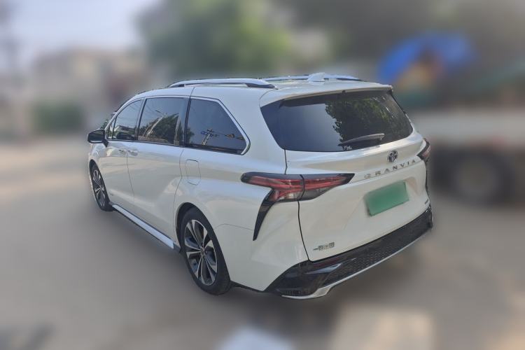 Used Toyota Granvia 2023 2.5L Hybrid Prestige Wellness PLUS Edition Rear Left 45 Deg