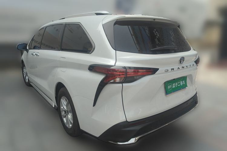 Used Toyota Granvia 2023 2.5L Hybrid Comfort Edition Rear Left 45 Deg