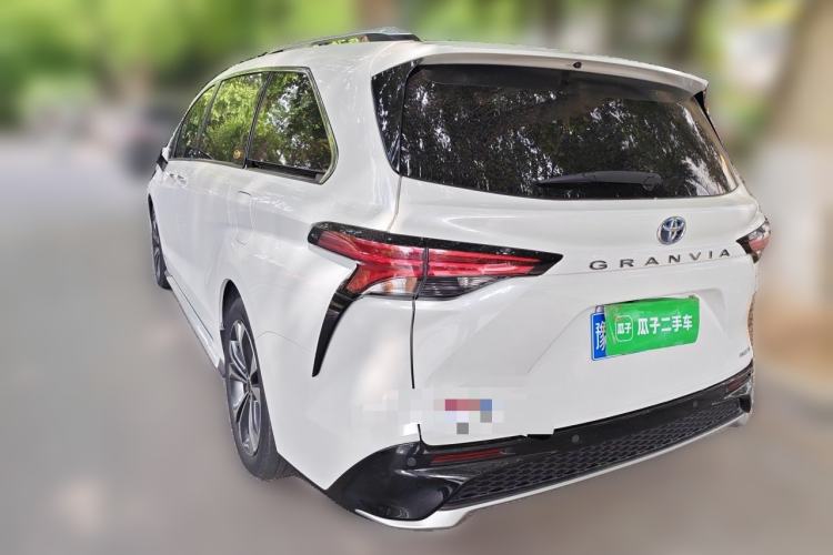 Used Toyota Granvia 2023 2.5L Hybrid Prestige VIP Edition Rear Left 45 Deg
