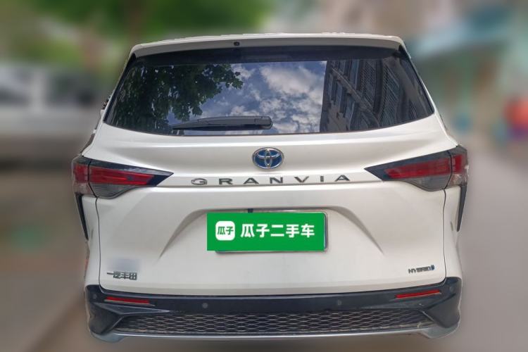 Used Toyota Granvia 2023 2.5L Hybrid Luxury Edition Rear