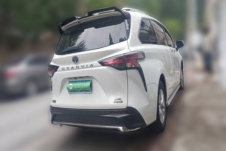Used Toyota Granvia 2023 2.5L Hybrid Comfort Edition Rear Right 45 Deg