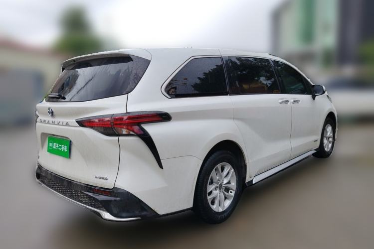 Used Toyota Granvia 2023 2.5L Hybrid Comfort Edition Rear Right 45 Deg