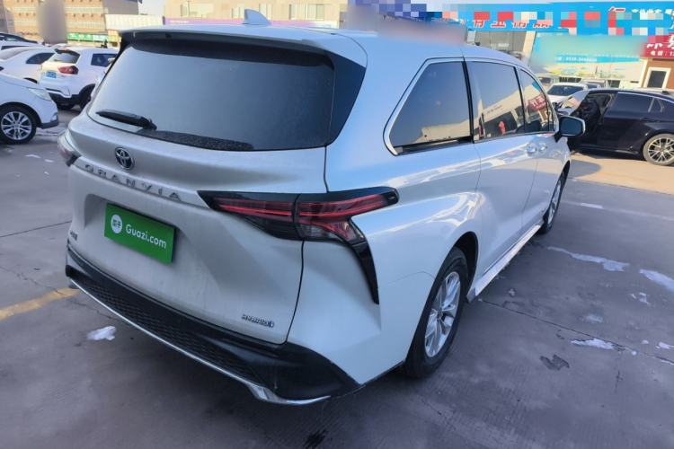 Used Toyota Granvia 2023 2.5L Hybrid Comfort Edition Rear Right 45 Deg