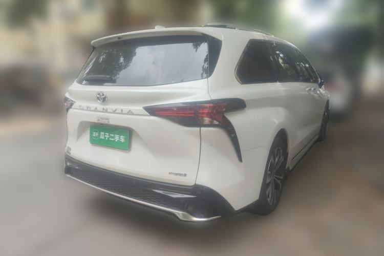 Used Toyota Granvia 2023 2.5L Hybrid Prestige PLUS Edition Rear Right 45 Deg