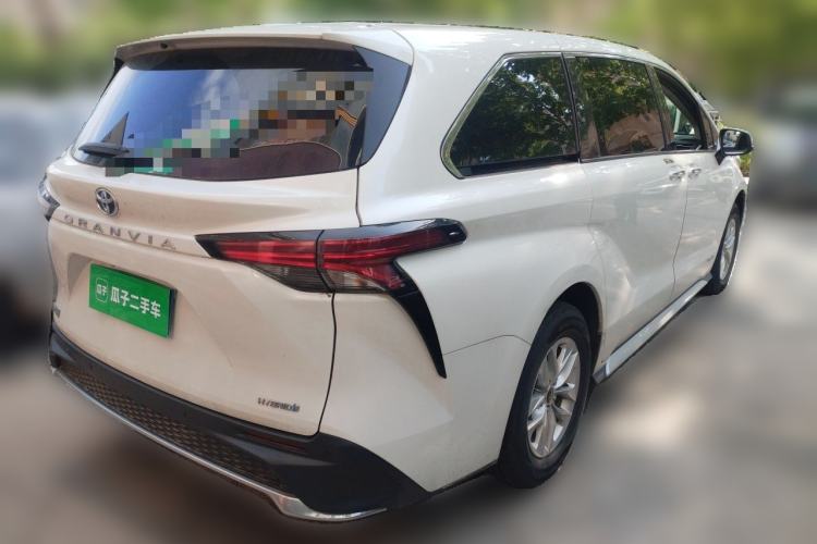 Used Toyota Granvia 2023 2.5L Hybrid Comfort Edition Rear Right 45 Deg