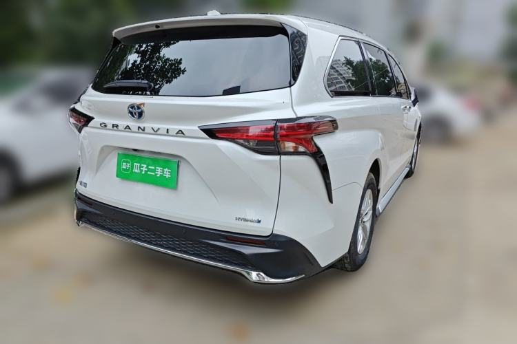 Used Toyota Granvia 2023 2.5L Hybrid Comfort Edition Rear Right 45 Deg