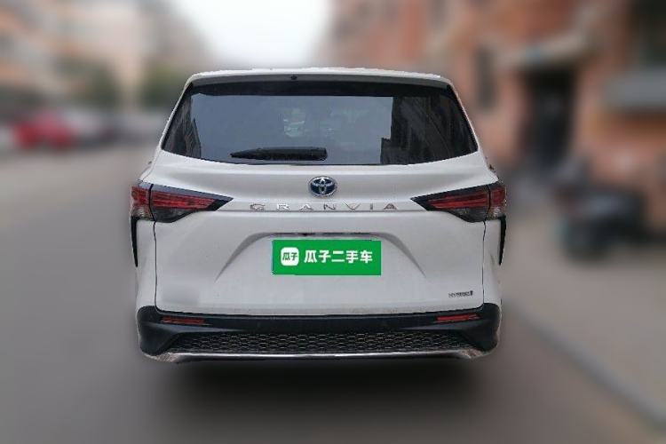 Used Toyota Granvia 2023 2.5L Hybrid Comfort Edition Rear