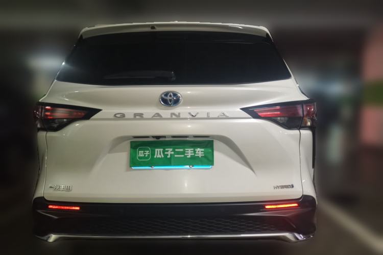 Used Toyota Granvia 2023 2.5L Hybrid Comfort Edition Rear