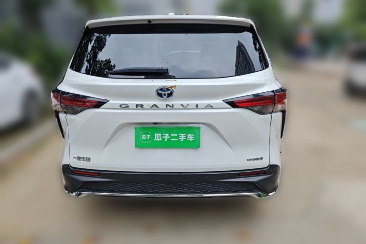 Used Toyota Granvia 2023 2.5L Hybrid Comfort Edition Rear