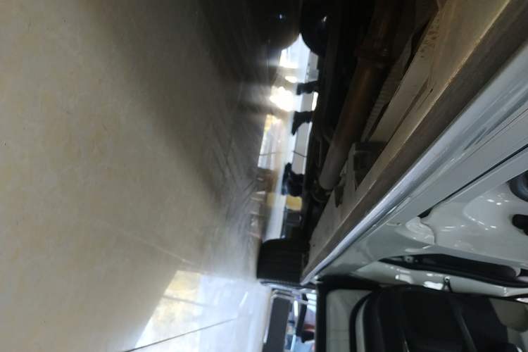 Used Toyota Granvia 2023 2.5L Hybrid Luxury Edition Right Side Sill